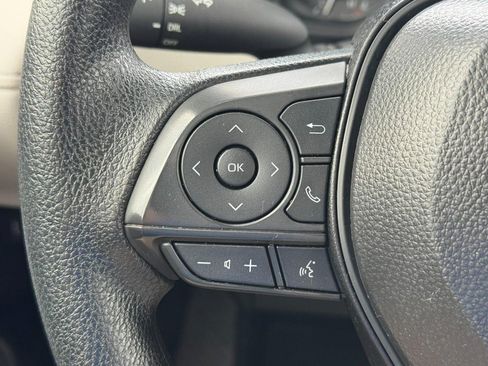 Certified 2025 Toyota Corolla Cross L FWD image 18