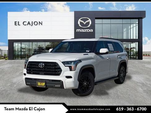 Used 2025 Toyota Sequoia SR5 image 1