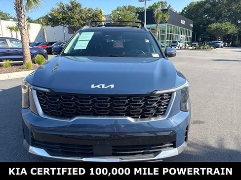 Certified 2024 Kia Sorento EX w/ Panoramic Sunroof Package FWD image 2