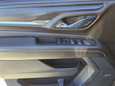 Used 2021 GMC Yukon XL Denali w/ Denali Premium Package image 22