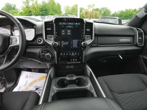 Used 2025 RAM 1500 Big Horn AWD/4WD image 28