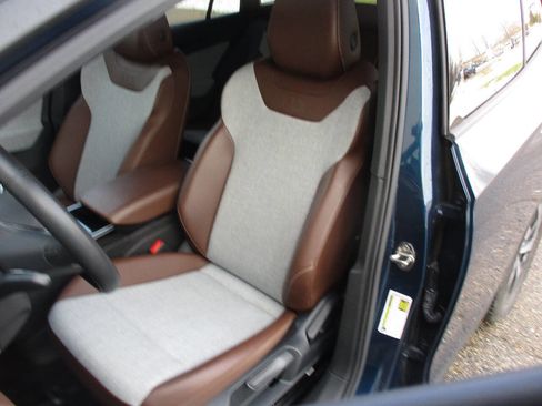 Used 2023 Volkswagen ID.4 Pro image 62