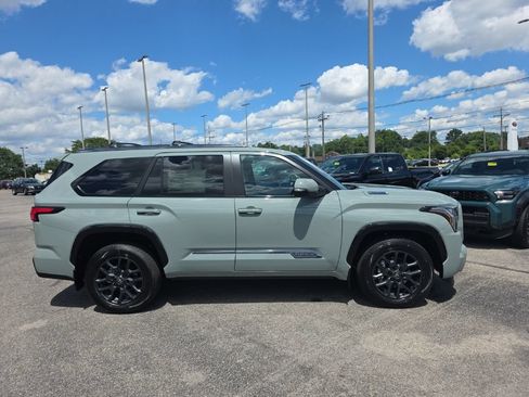 New 2026 Toyota Sequoia Platinum AWD/4WD image 4