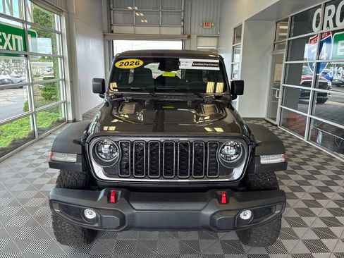 Used 2026 Jeep Wrangler Unlimited Rubicon AWD/4WD image 2