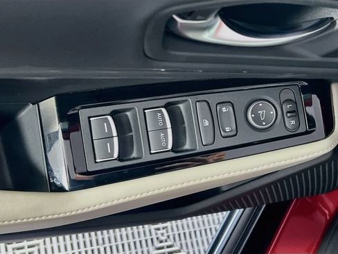 Used 2024 Honda Accord Touring image 12