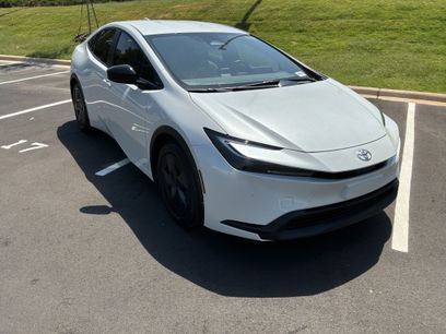 Used 2023 Toyota Prius LE