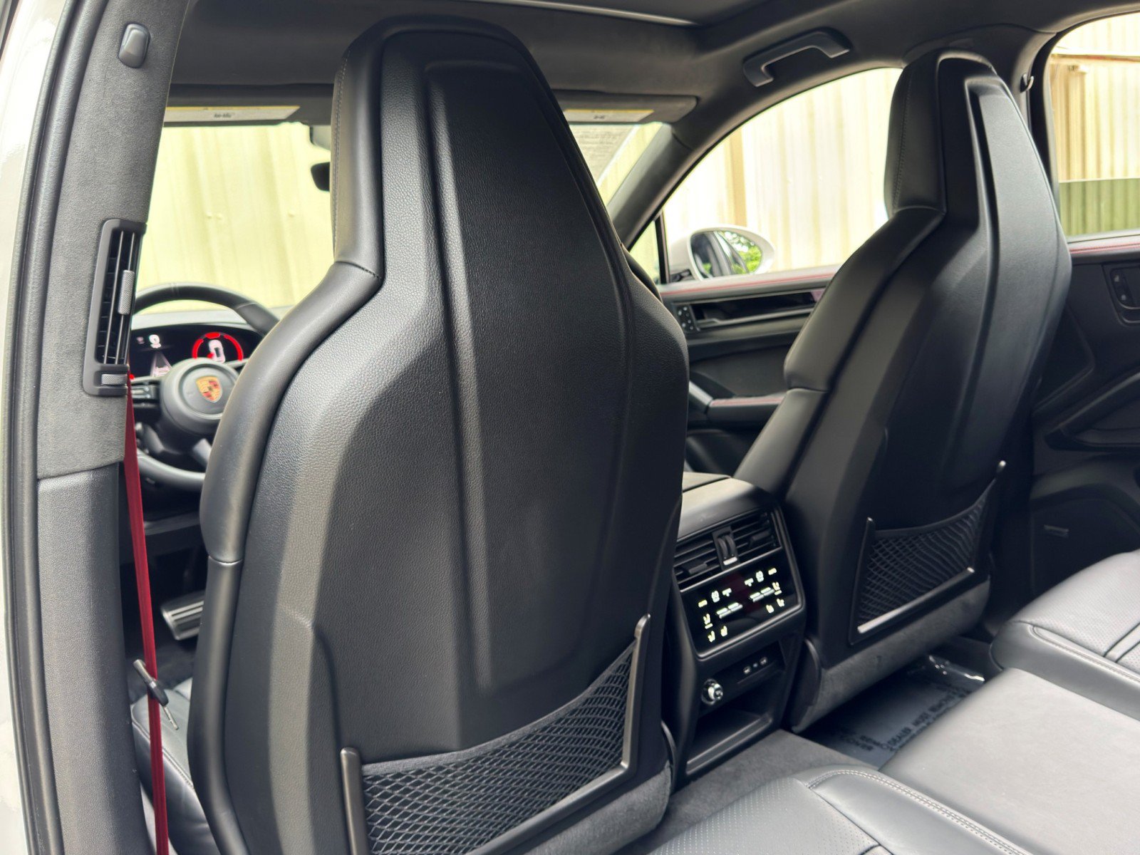 Used 2026 Porsche Cayenne GTS AWD/4WD image 39