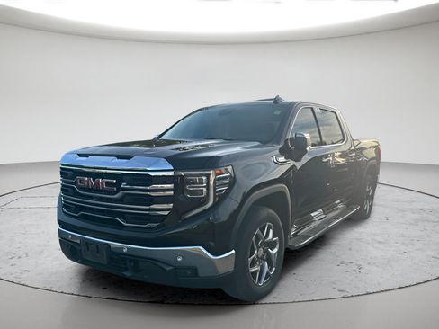 Used 2024 GMC Sierra 1500 SLT w/ SLT Premium Plus Package AWD/4WD image 6