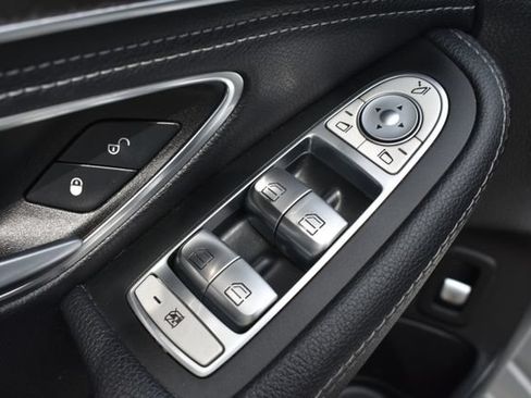 Used 2015 Mercedes-Benz C 300 4MATIC Sedan w/ Premium 1 Package image 17