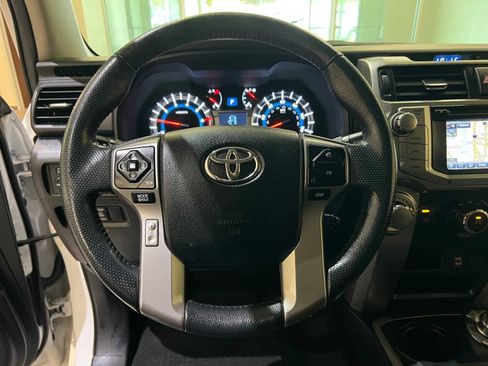 Used 2019 Toyota 4Runner SR5 image 19