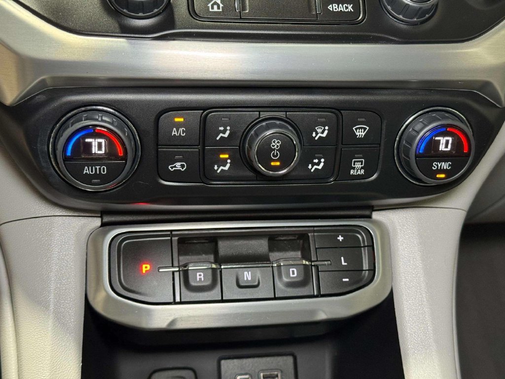 Used 2023 GMC Acadia SLE w/ Driver Convenience Package AWD/4WD image 8
