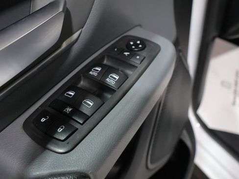 Used 2021 RAM 1500 Big Horn image 14