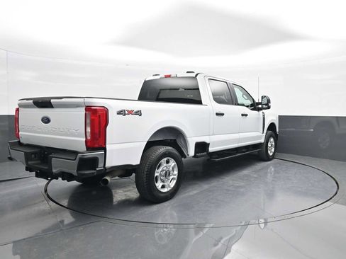 Used 2025 Ford F250 XLT image 7