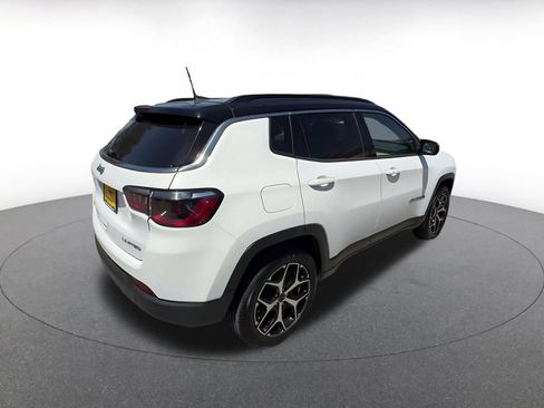 Used 2025 Jeep Compass Limited AWD/4WD image 14