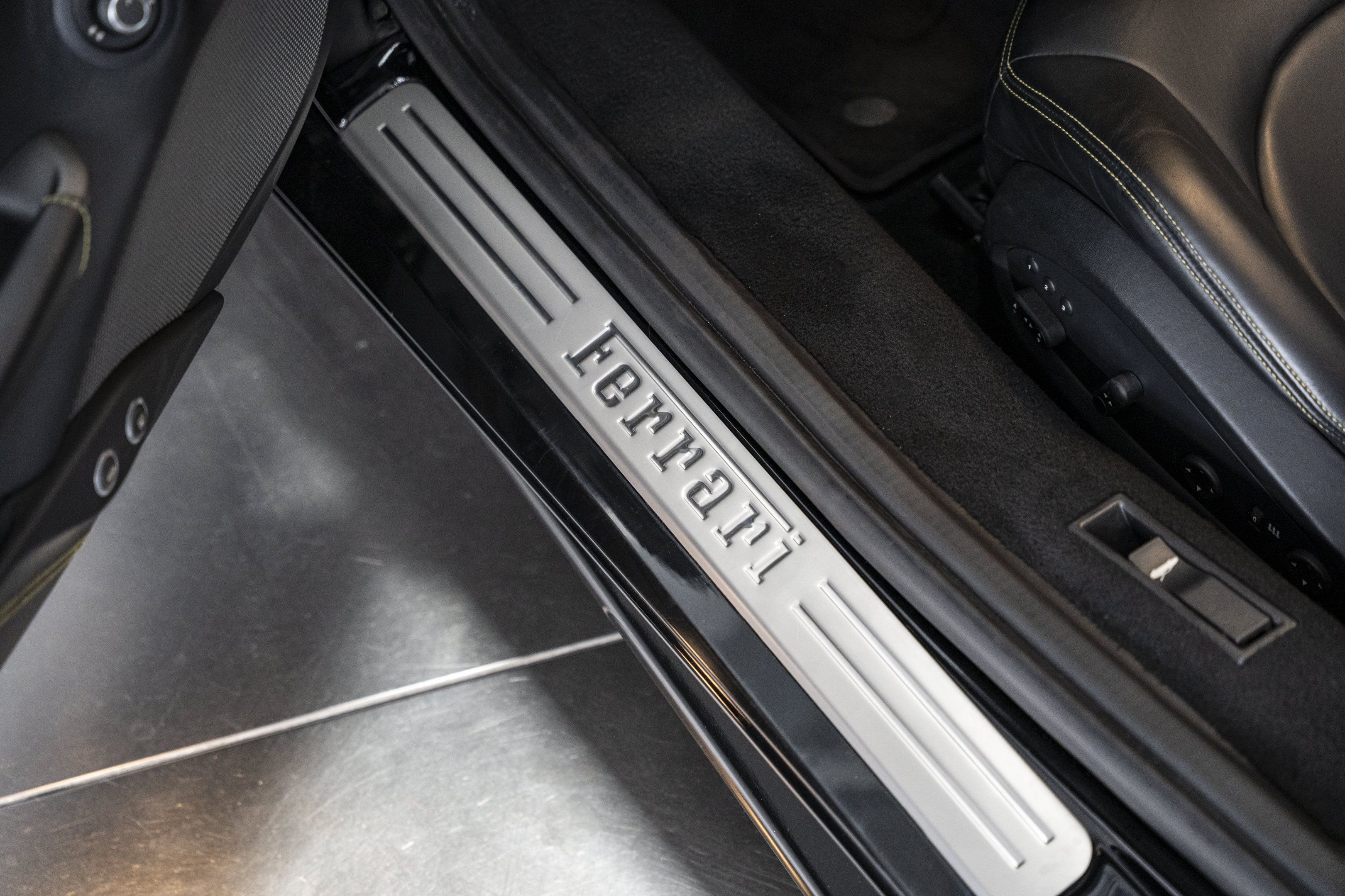 Used 2018 Ferrari 488 Spider RWD image 26