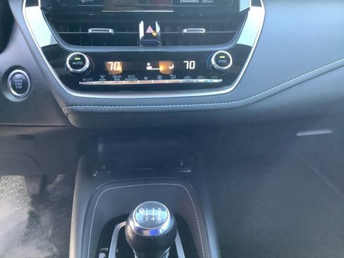 Used 2020 Toyota Corolla XSE FWD image 29