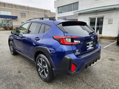 Used 2024 Subaru Crosstrek 2.0i Premium image 3
