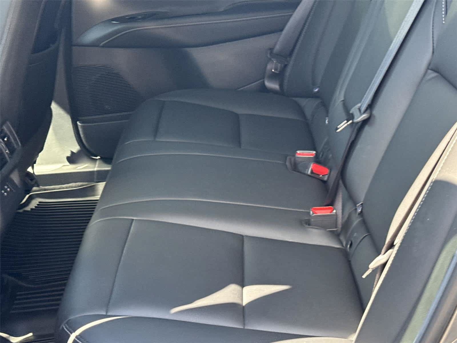 Used 2025 Nissan Murano SV AWD/4WD image 15