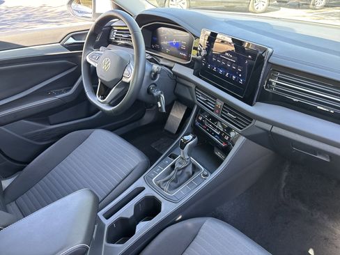 Used 2025 Volkswagen Jetta S image 10