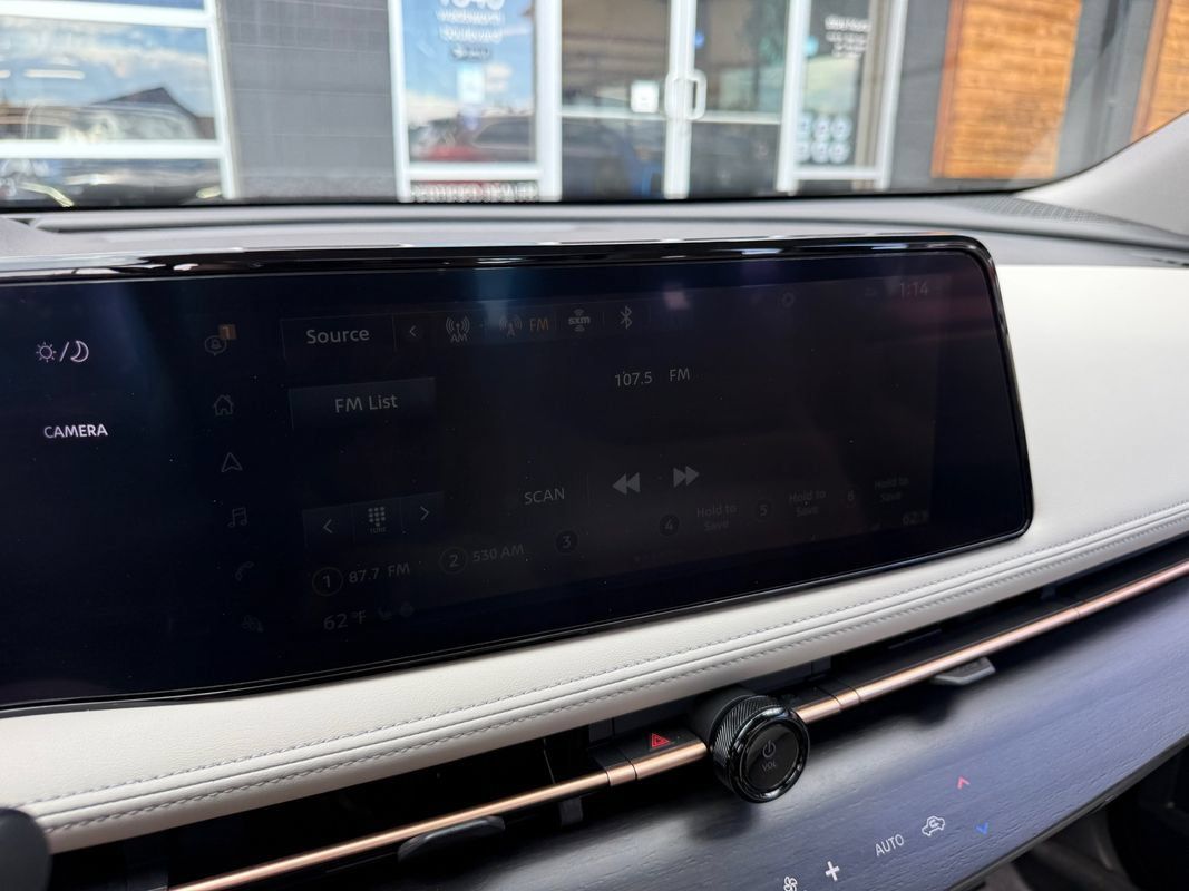 Used 2023 Nissan Ariya FWD image 40