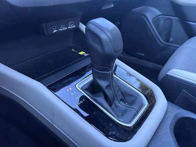 Used 2025 Subaru Forester Limited AWD/4WD image 16
