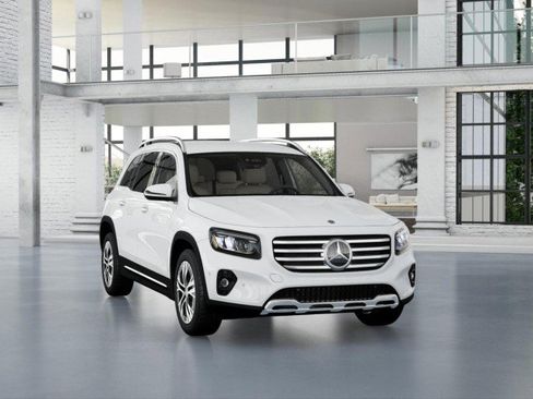 Certified 2025 Mercedes-Benz GLB 250 image 9