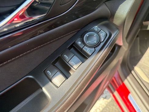 Used 2024 Chevrolet Traverse High Country w/ LPO, Floor Liner Package AWD/4WD image 12