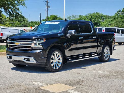 Used 2021 Chevrolet Silverado 1500 High Country w/ Technology Package AWD/4WD image 2