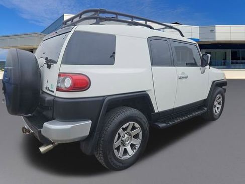 Used 2014 Toyota FJ Cruiser 4WD w/ Upgrade Package image 6
