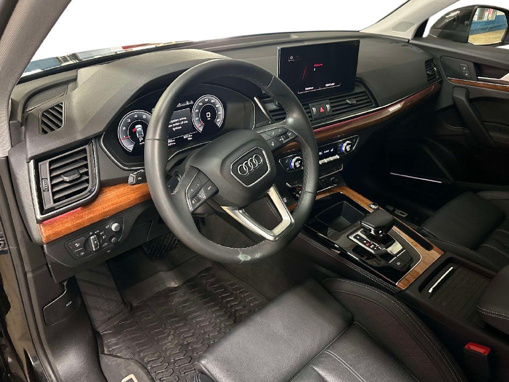 Used 2023 Audi Q5 2.0T Prestige AWD/4WD image 16