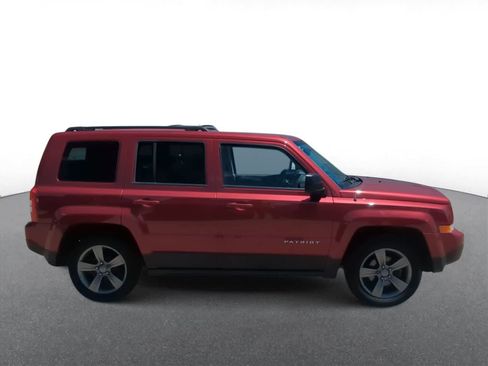 Used 2015 Jeep Patriot High Altitude FWD image 9