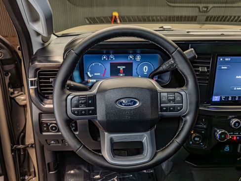 Used 2026 Ford F250 Lariat image 15