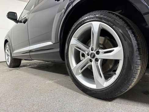 Used 2019 Audi Q7 3.0T Prestige image 8