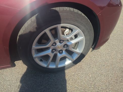 Used 2015 Chevrolet Malibu LT w/ Power Convenience Package image 6