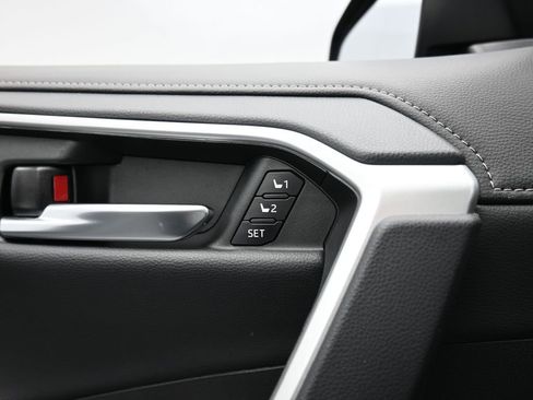 Used 2023 Toyota RAV4 Limited image 11