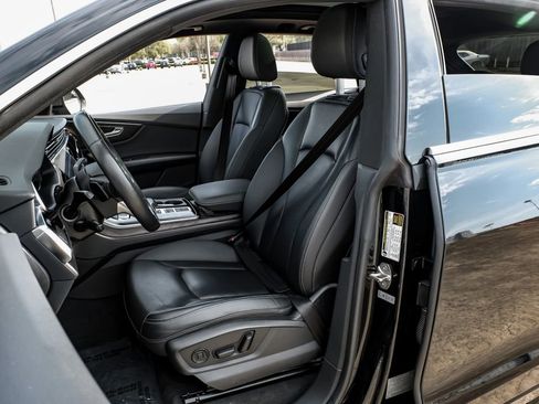 Used 2022 Audi Q8 Premium Plus image 31