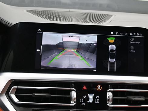 Used 2023 BMW M4 xDrive Competition AWD/4WD image 11