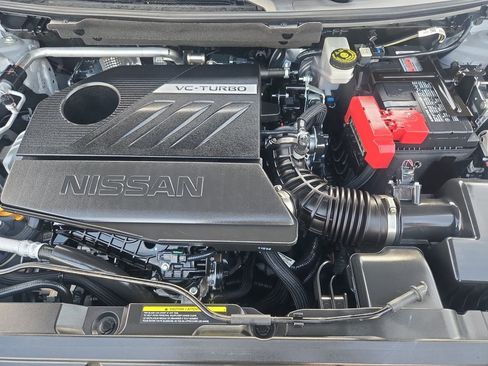 Certified 2025 Nissan Rogue SV image 31