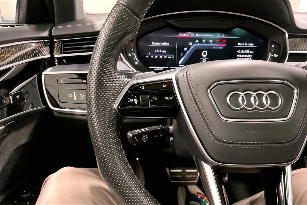 Used 2025 Audi S8 w/ Executive Package AWD/4WD image 12