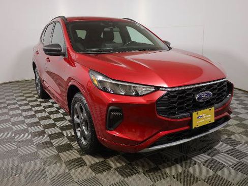 Certified 2024 Ford Escape ST-Line w/ Tech Pack #1 AWD/4WD image 4