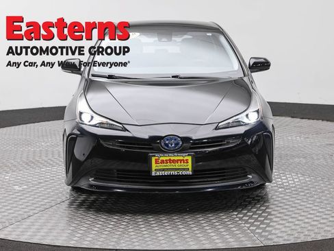 Used 2022 Toyota Prius LE FWD image 2