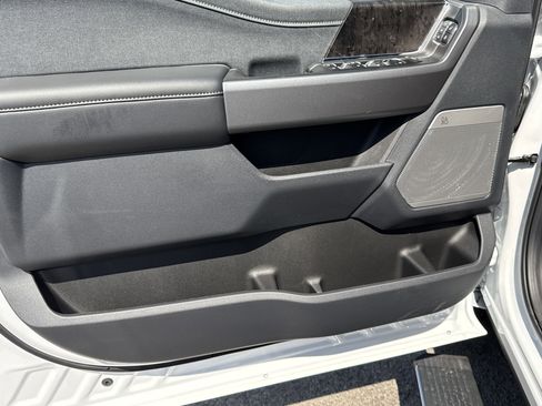 New 2025 Ford F250 Lariat w/ Lariat Ultimate Package image 14