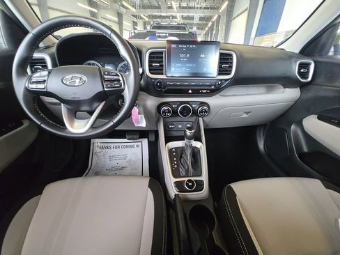 Used 2021 Hyundai Venue SEL w/ Cargo Package FWD image 21