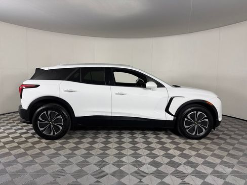 Used 2024 Chevrolet Blazer EV LT AWD/4WD image 7