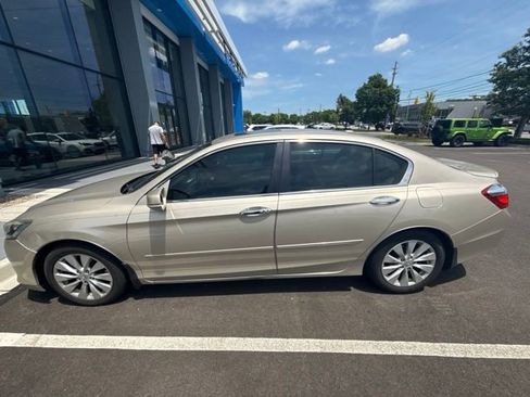 Used 2014 Honda Accord EX-L image 2