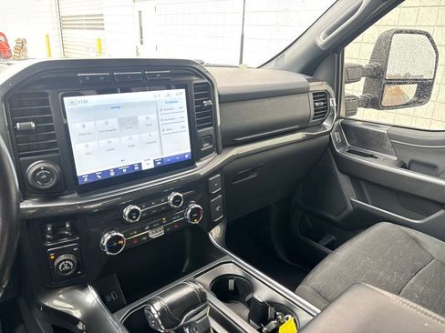 Used 2022 Ford F150 XLT w/ Equipment Group 302A High image 14