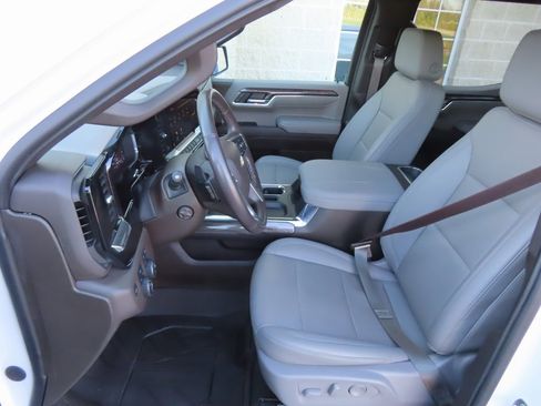 Certified 2023 Chevrolet Silverado 1500 LTZ w/ LTZ Convenience Package II image 24