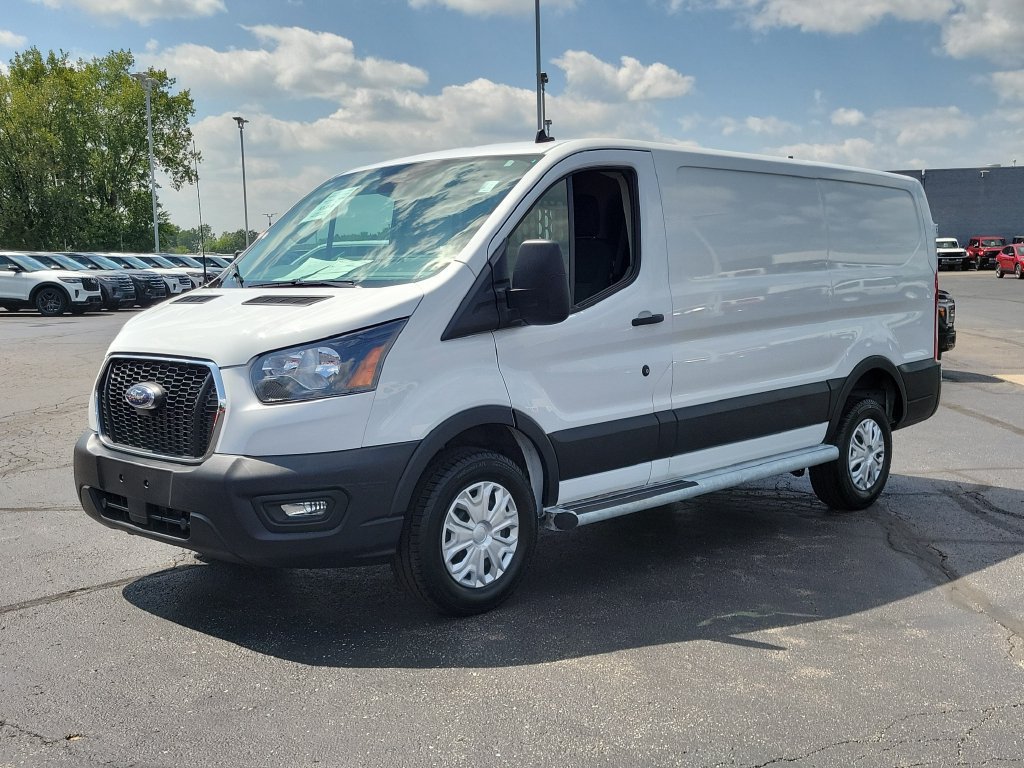 Certified 2025 Ford Transit 250 Low Roof w/ Exterior Upgrade Package RWD image 8