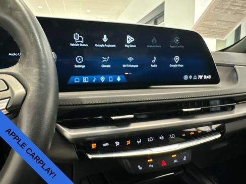 Used 2024 Cadillac XT4 Luxury w/ Cold Weather Package FWD image 21