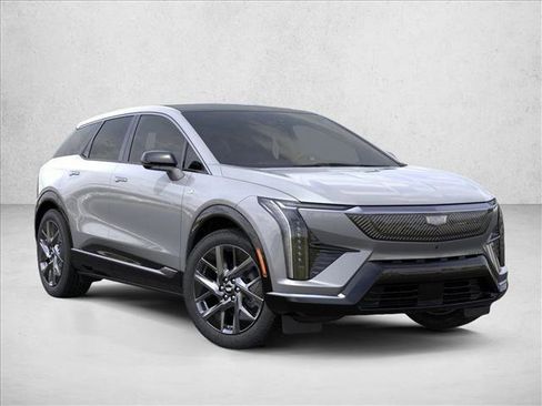 New 2026 Cadillac Optiq Luxury 1 image 7